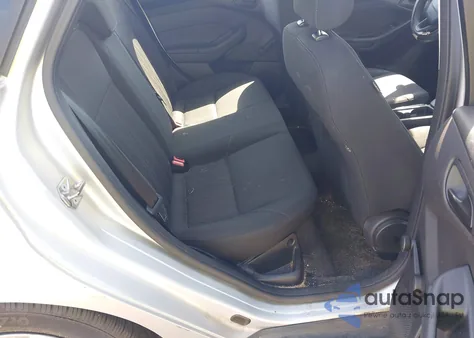 2016 Ford Focus S from USA, damaged, VIN 1FADP3E20GL210251